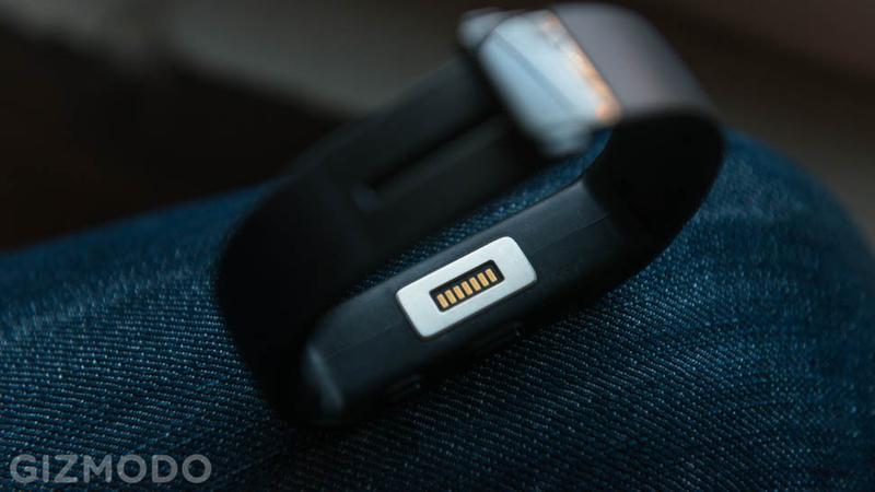 Illustration for article titled Microsoft Band Hands-On: An Activity Tracker That's Actually Smart